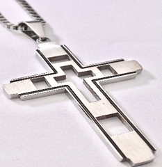 JEWLRY FASHION STST Cut Out Cross with Box Chain 22"