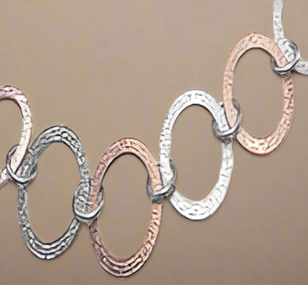 FASHION Greek Key Style Circle Necklace 22"