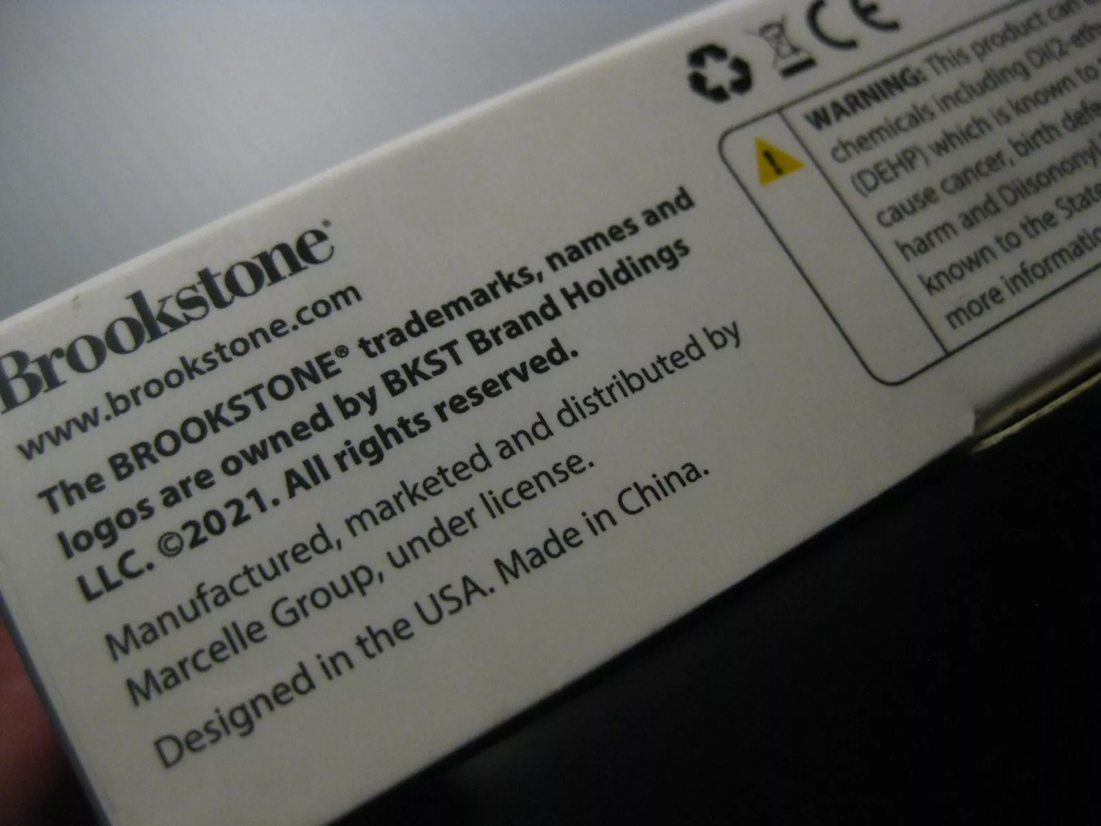 BROOKSTONE 8' MULTICOLOR LED LIGHT STRIP