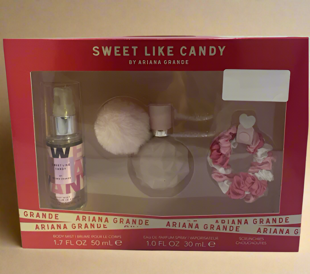 Ariana Grande Sweet Like Candy Eau De Parfum 3-Piece Gift Set – 30ml Perfume + Mist + Scrunchie