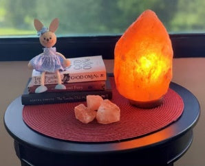 HIMALAYAN SALT LAMPRELAXING AMBIENT LEDS
